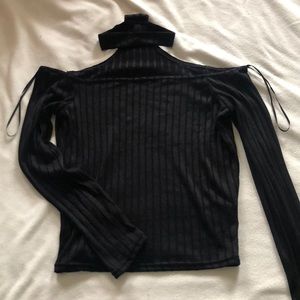H&M Divided Black Longsleeve Shirt w/ Neck Loop
